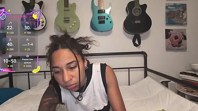 onlystrings online show from May 2026 11:56:01 PM