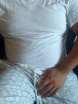 Hotknight online show from September 2025 10:46:02 PM