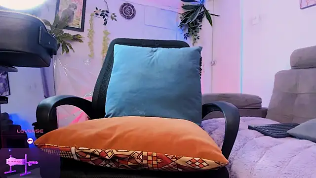 Snapshot of SebastianHilton chatting on February 2026 01:42:02 PM SebastianHilton online show from February 2026 01:42:02 PM