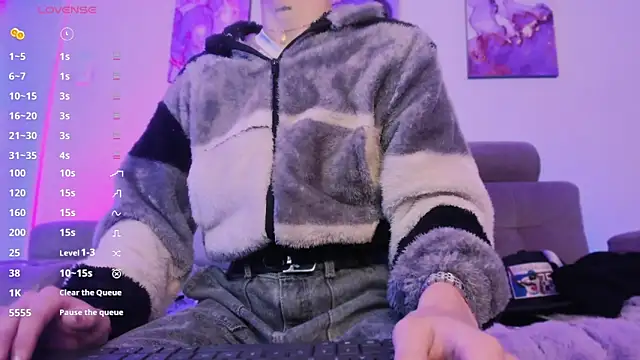 Snapshot of SebastianHilton chatting on February 2026 12:36:02 PM SebastianHilton online show from February 2026 12:36:02 PM