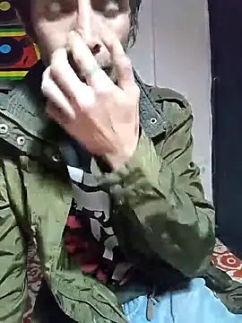 Snapshot of githot chatting on November 2025 08:13:01 AM githot online show from November 2025 08:13:01 AM