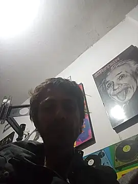 Snapshot of githot chatting on December 2025 08:32:02 AM githot online show from December 2025 08:32:02 AM