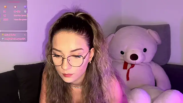 Snapshot of ScarlettSmithX chatting on November 2025 08:14:01 PM ScarlettSmithX online show from November 2025 08:14:01 PM