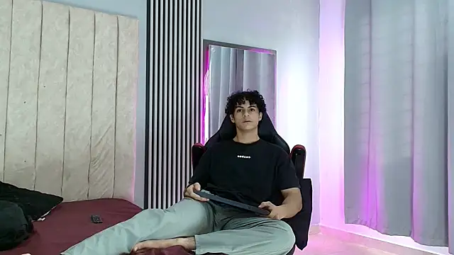 mikey banji online show from September 2025 12:52:01 PM
