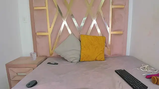 Snapshot of dannyasm chatting on November 2025 12:49:01 PM dannyasm online show from November 2025 12:49:01 PM