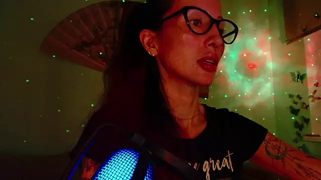 KiotoShine online show from January 2026 04:09:01 PM