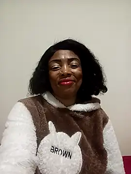 Snapshot of SEXYMOANSXX chatting on November 2025 04:56:02 AM SEXYMOANSXX online show from November 2025 04:56:02 AM