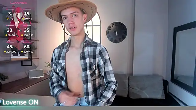 Snapshot of nicktorn chatting on October 2025 12:28:02 PM nicktorn online show from October 2025 12:28:02 PM