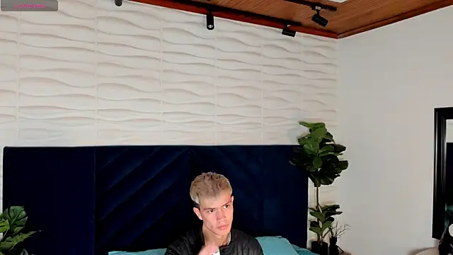 Snapshot of nicktorn chatting on November 2025 12:27:01 PM nicktorn online show from November 2025 12:27:01 PM