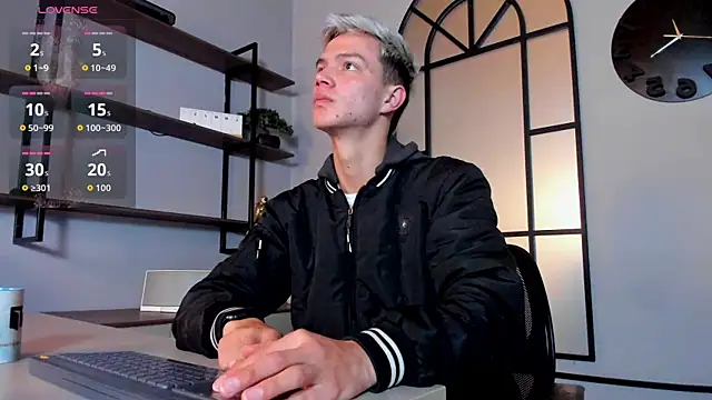 Snapshot of nicktorn chatting on January 2026 11:59:01 AM nicktorn online show from January 2026 11:59:01 AM