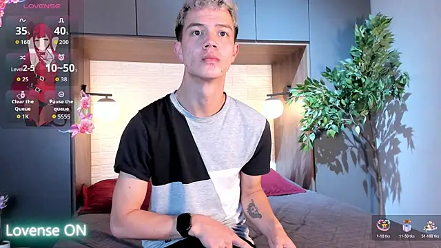 Snapshot of nicktorn chatting on January 2026 12:22:02 PM nicktorn online show from January 2026 12:22:02 PM