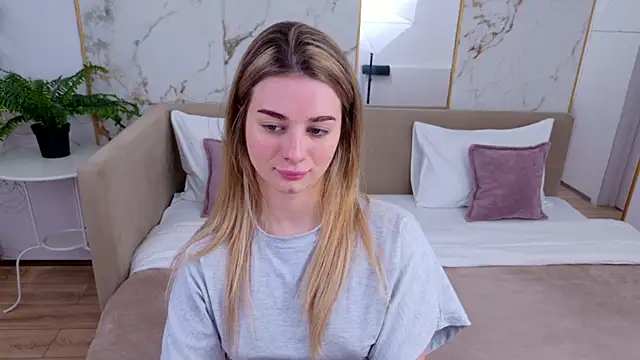 SweetyLicky online show from March 2026 04:12:02 PM