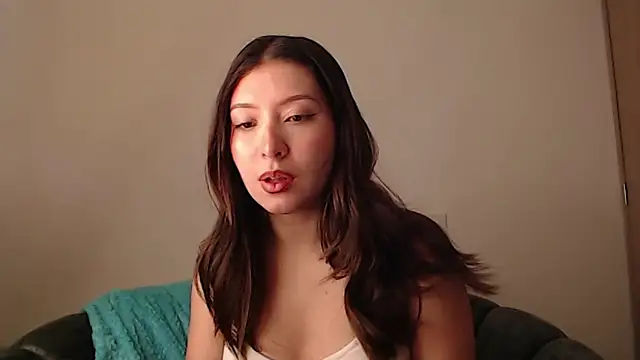 Snapshot of -Ivonny chatting on September 2025 11:09:02 PM -Ivonny online show from September 2025 11:09:02 PM