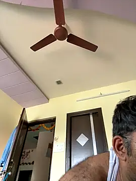 Snapshot of TELUGU-HYDDICK4u chatting on November 2025 09:31:01 AM TELUGU-HYDDICK4u online show from November 2025 09:31:01 AM