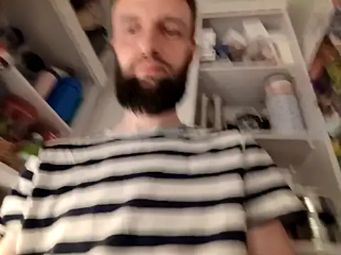 Snapshot of Donowan86 chatting on March 2026 05:09:02 AM Donowan86 online show from March 2026 05:09:02 AM