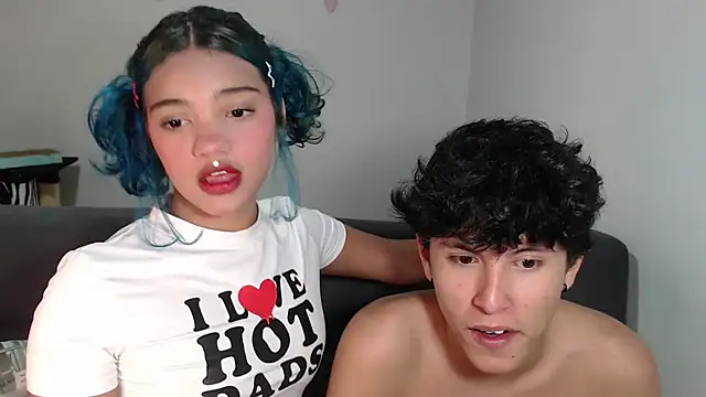 Snapshot of lolaxdavid chatting on March 2026 06:35:01 AM lolaxdavid online show from March 2026 06:35:01 AM