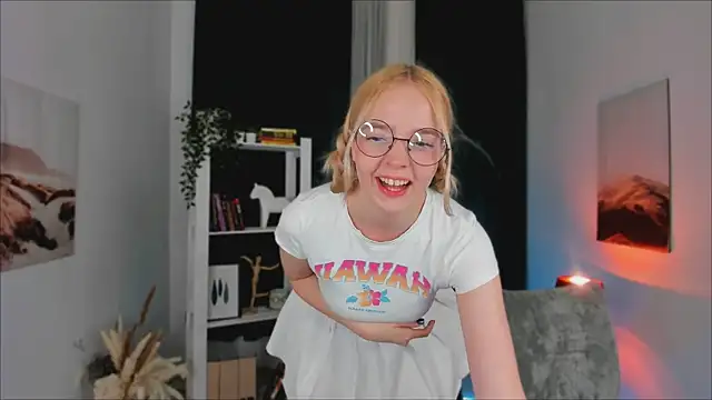 BellaMontgomery online show from September 2025 09:48:01 PM