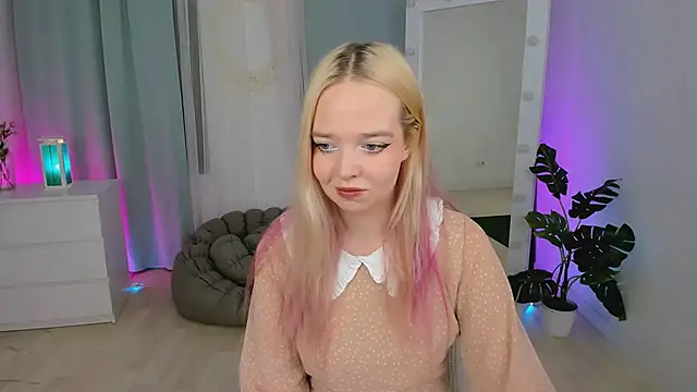 BellaMontgomery online show from February 2026 04:10:02 PM