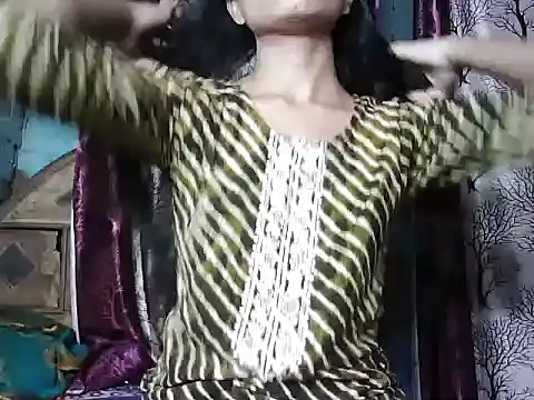 ROSE GOLDE online show from November 2025 08:15:01 AM