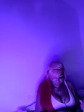 Snapshot of iamlalamilano chatting on February 2026 03:41:02 PM iamlalamilano online show from February 2026 03:41:02 PM