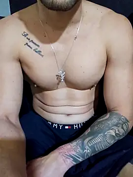 Dany2189 online show from April 2026 08:28:02 PM