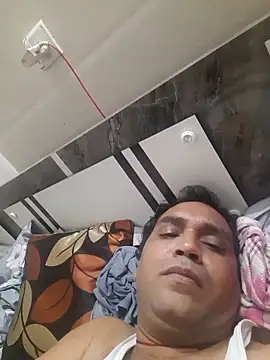 Hot-boy077 online show from November 2025 06:32:01 PM