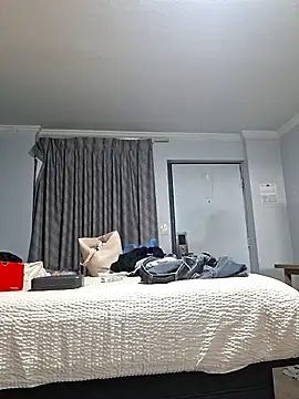 Billyschxh online show from April 2026 09:18:01 AM