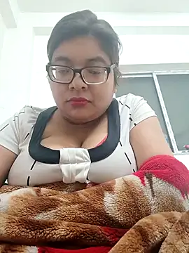 Elie couple143 online show from January 2026 06:21:02 PM