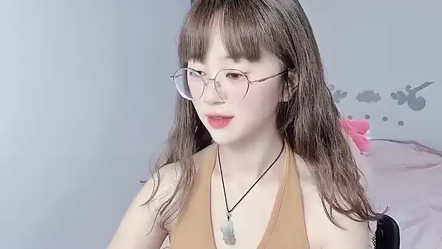 nini a online show from September 2025 01:49:01 AM