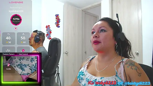 leidydi223 online show from September 2025 01:23:01 PM