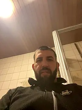 andrey1887 online show from January 2026 05:07:02 PM