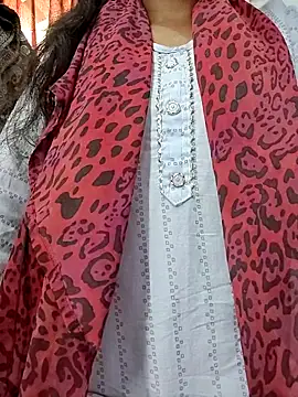 Snapshot of Ruhi_07 chatting on September 2025 04:03:02 AM Ruhi 07 online show from September 2025 04:03:02 AM