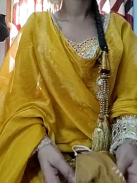 Snapshot of Ruhi_07 chatting on October 2025 06:14:02 AM Ruhi 07 online show from October 2025 06:14:02 AM