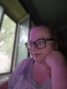 Snapshot of LillyWilly chatting on August 2026 08:39:02 AM LillyWilly online show from August 2026 08:39:02 AM