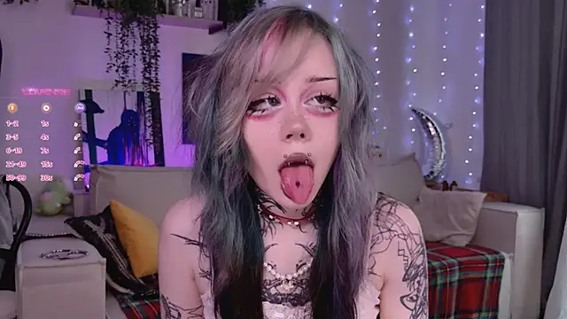 Lollyshy online show from February 2026 09:37:01 AM