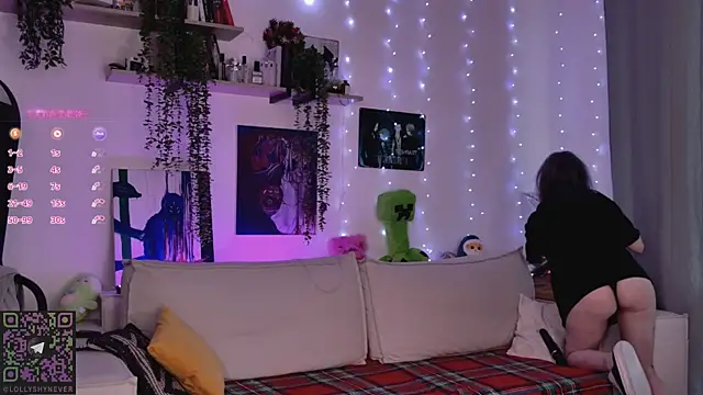 Lollyshy online show from February 2026 09:02:02 AM