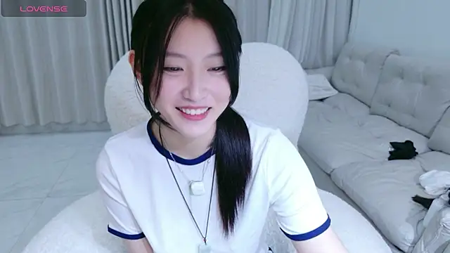 Snapshot of rainybb chatting on September 2025 01:16:02 PM rainybb online show from September 2025 01:16:02 PM