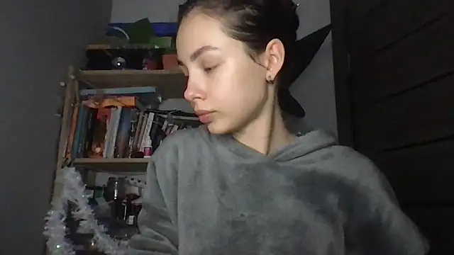 Yuna5343 online show from January 2026 08:36:01 PM