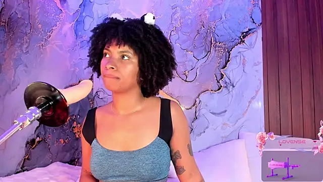 Lolalewis777 online show from September 2025 09:47:02 PM