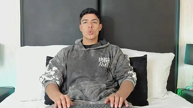 JacobBikerr online show from October 2025 11:51:02 AM