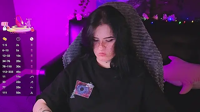 Snapshot of Dark_Shine chatting on October 2025 05:41:02 AM Dark Shine online show from October 2025 05:41:02 AM