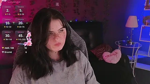 Snapshot of Dark_Shine chatting on January 2026 08:14:01 PM Dark Shine online show from January 2026 08:14:01 PM