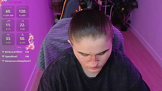 Snapshot of Dark_Shine chatting on February 2026 04:02:01 AM Dark Shine online show from February 2026 04:02:01 AM