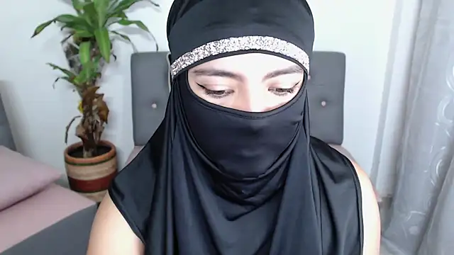 Snapshot of jade_nassar chatting on October 2025 07:22:02 PM jade nassar online show from October 2025 07:22:02 PM