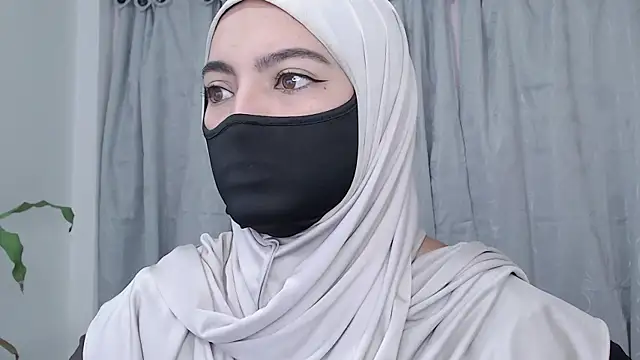 jade nassar online show from April 2026 12:42:01 PM