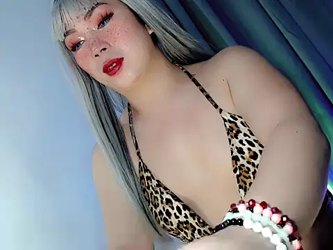 your hottest kim online show from December 2025 01:13:01 AM