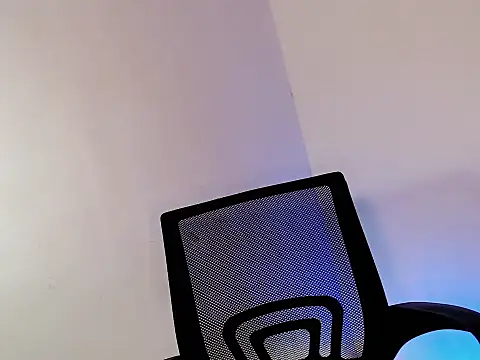 your hottest kim online show from March 2026 02:40:01 AM