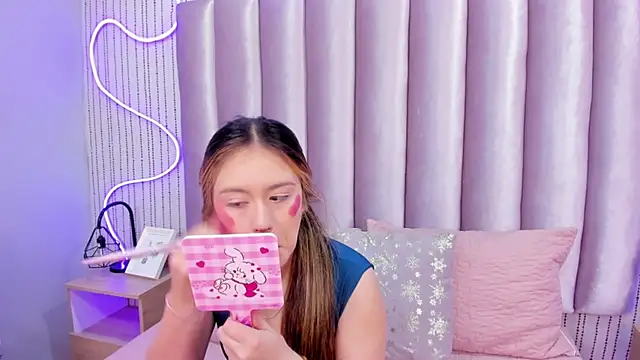 SamanthaPeachss online show from November 2025 12:05:02 PM