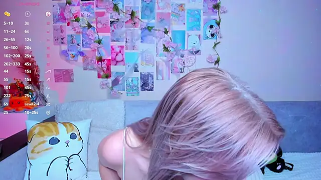 CortneyCane online show from November 2025 08:09:01 PM