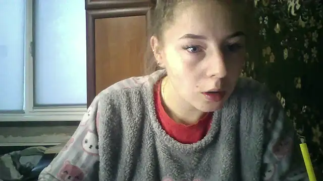 Kitten36 online show from October 2025 02:34:01 PM